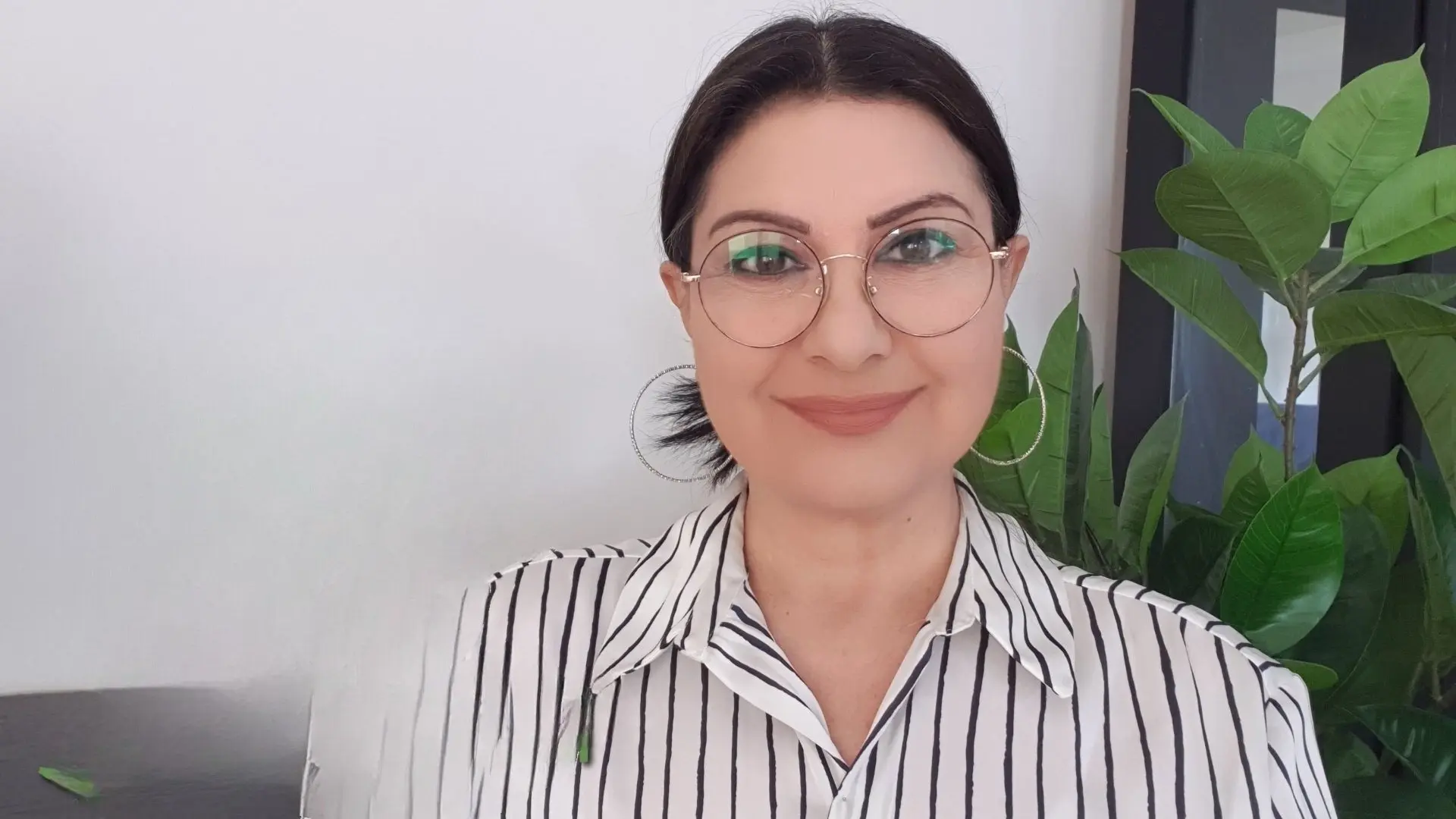 توقعات الأبراج كارمن شماس – حظك اليوم الأربعاء 17 ديسمبر 2025