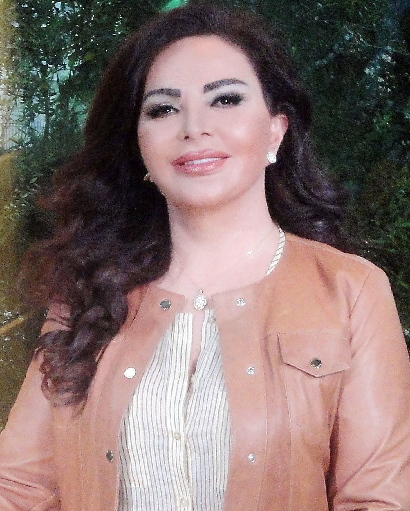 جاكلين عقيقي جاكلين عقيقي