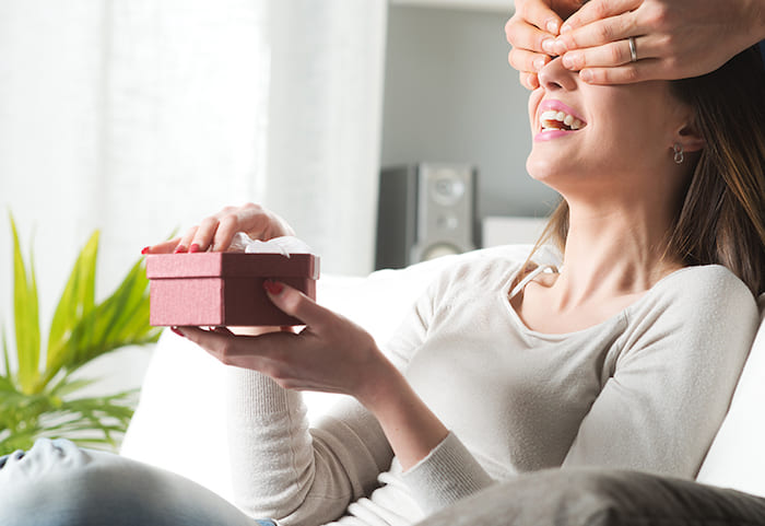 هدايا عيد الحب.. كيف تبدع في اختيار الهدية المناسبة لمن تحب؟