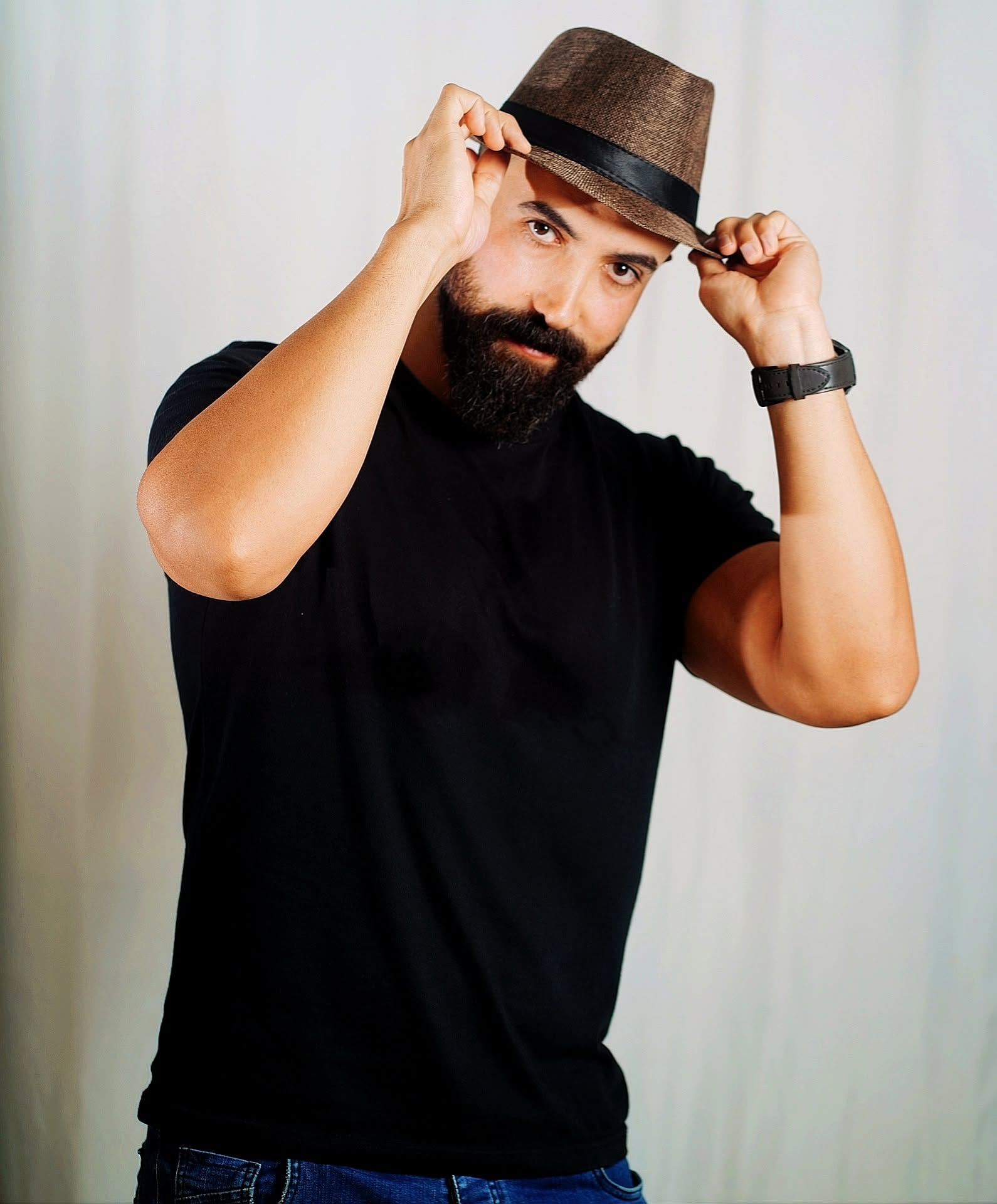 منيب الشيخ منيب الشيخ