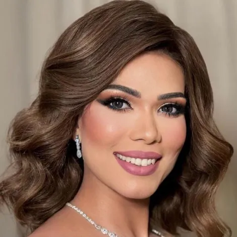 صورة وفاء حامد